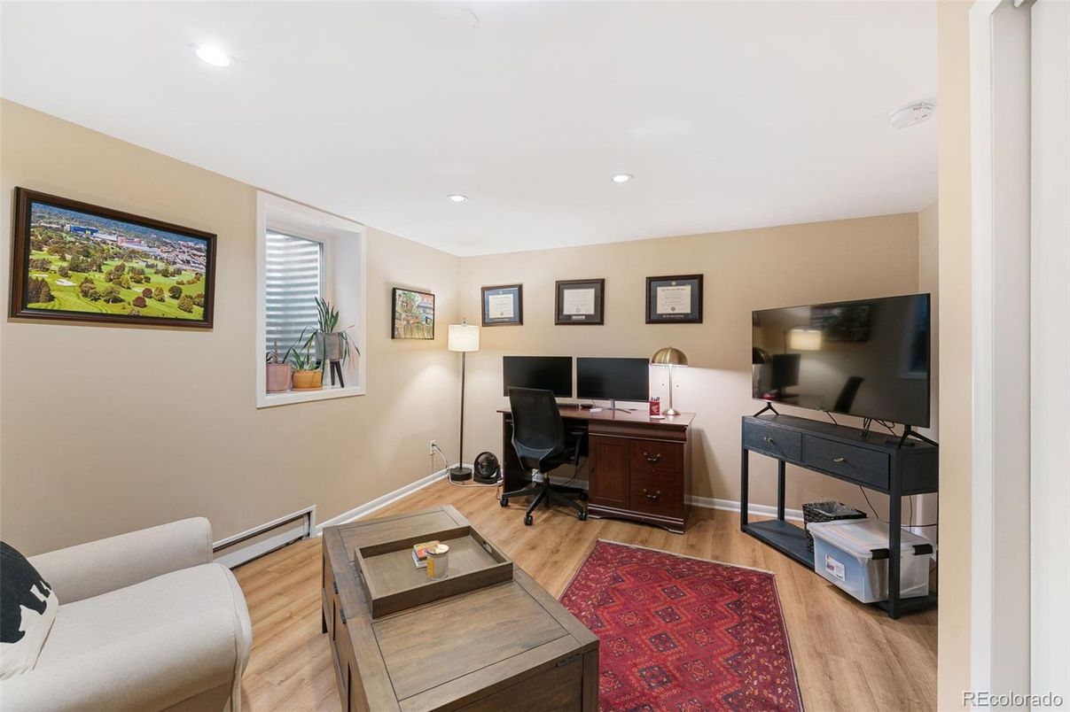 Home Office, Interior, Recessed Lighting, Wood Texture Flooring