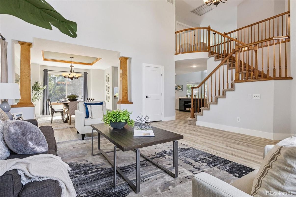 Chandelier, Dining room, Interior, Living room, Pendant Lights, Recessed Lighting, Wood Texture Flooring
