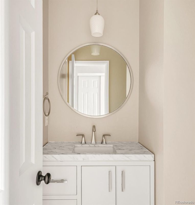 Bathroom, Interior, Pendant Lights