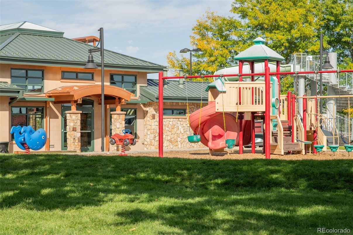 Backyard, Exterior, Playground