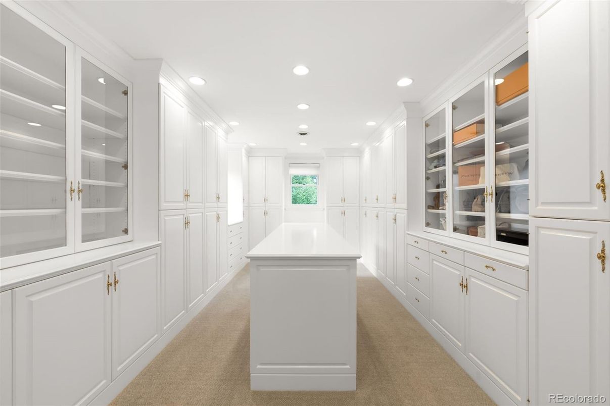 Interior, Recessed Lighting, Walk-in Closets