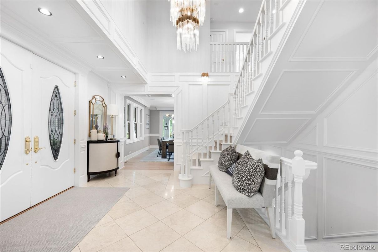 Chandelier, Interior, Recessed Lighting