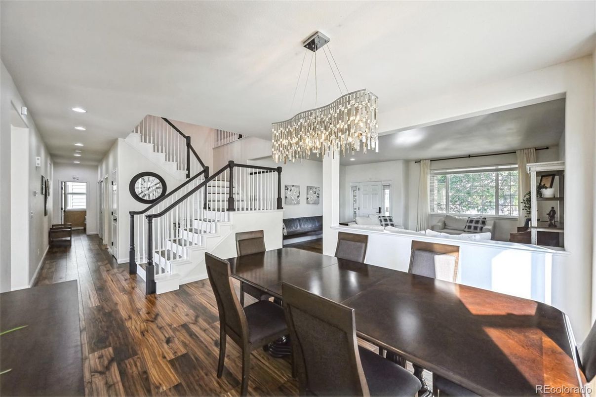Chandelier, Dining room, Interior, Recessed Lighting, Wood Texture Flooring