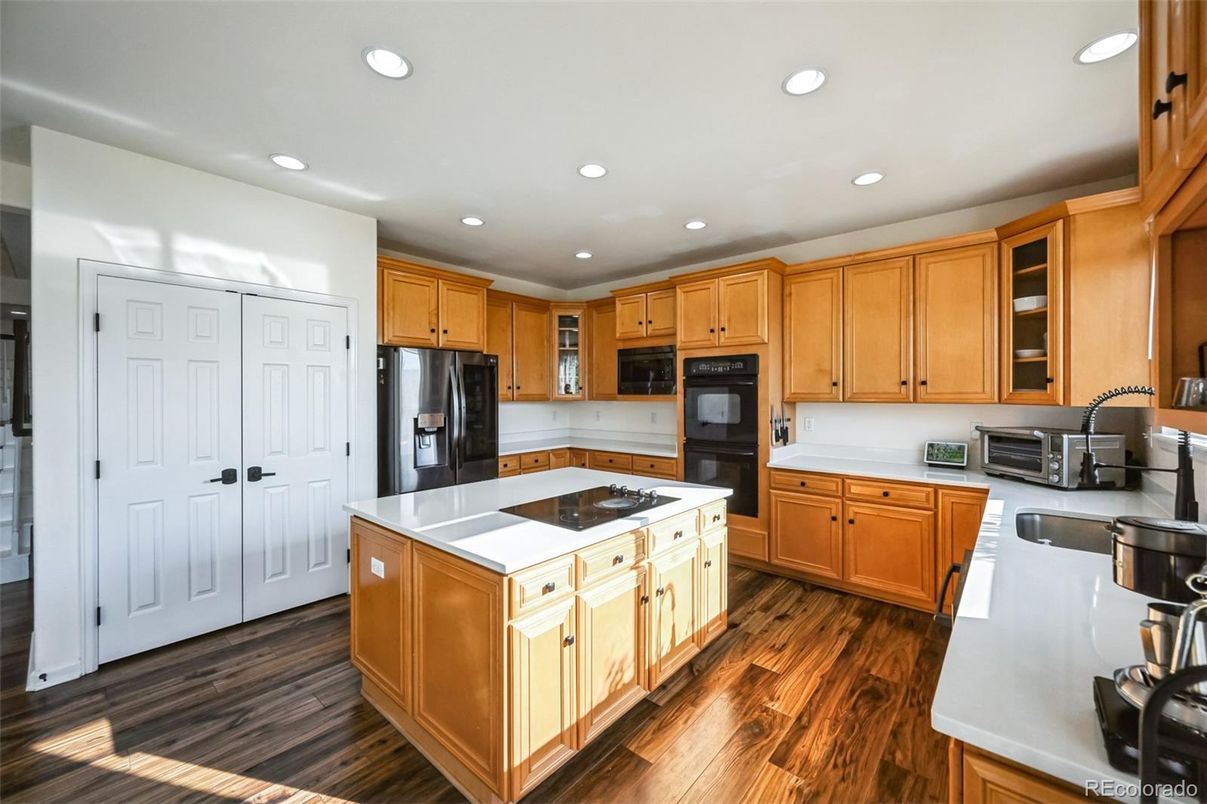 Interior, Kitchen, Recessed Lighting, Wood Texture Flooring
