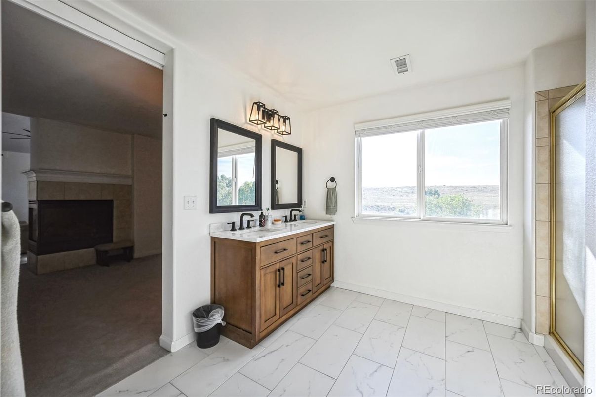 Bathroom, Dual Sink Vanities, Interior, Marble