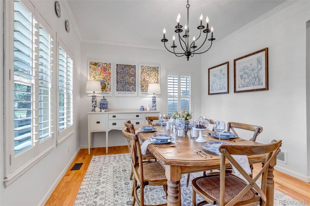 Chandelier, Dining room, Interior, Wood Texture Flooring