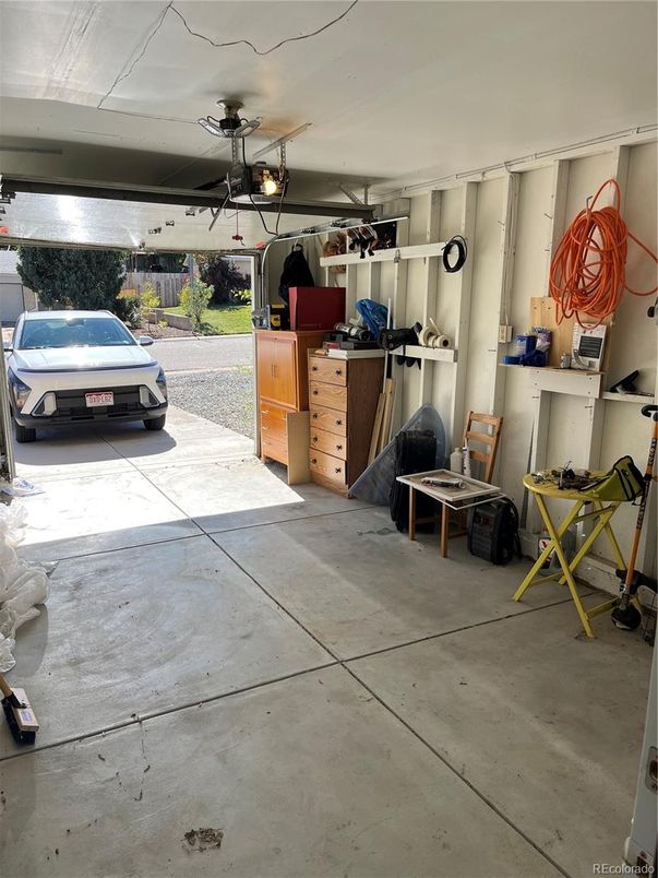 Garage, Interior