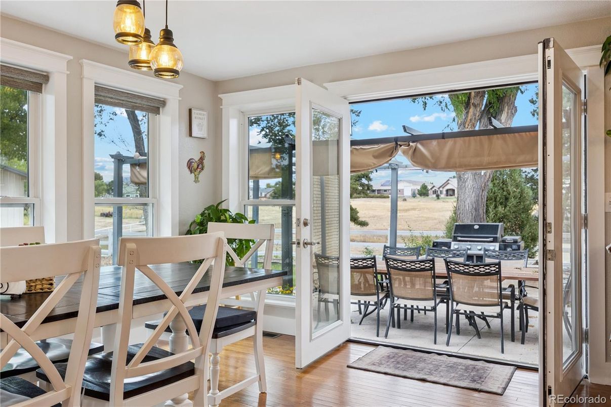 Dining room, Interior, Wood Texture Flooring