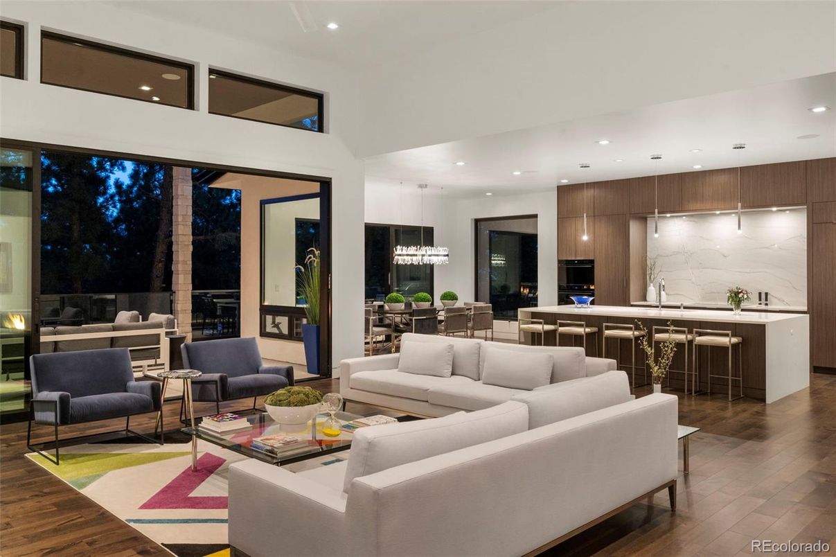 Dining room, Interior, Kitchen, Living room, Marble Walls, Pendant Lights, Recessed Lighting, Wood Texture Flooring