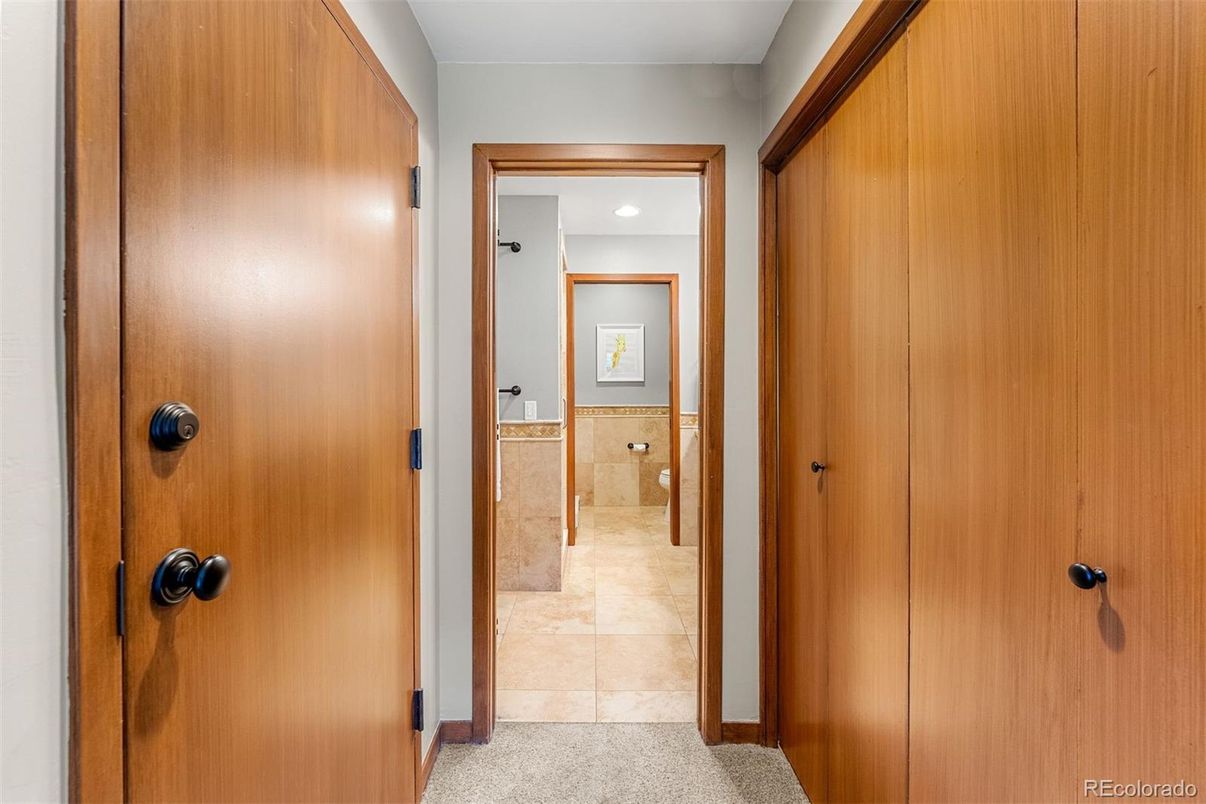 Interior, Recessed Lighting