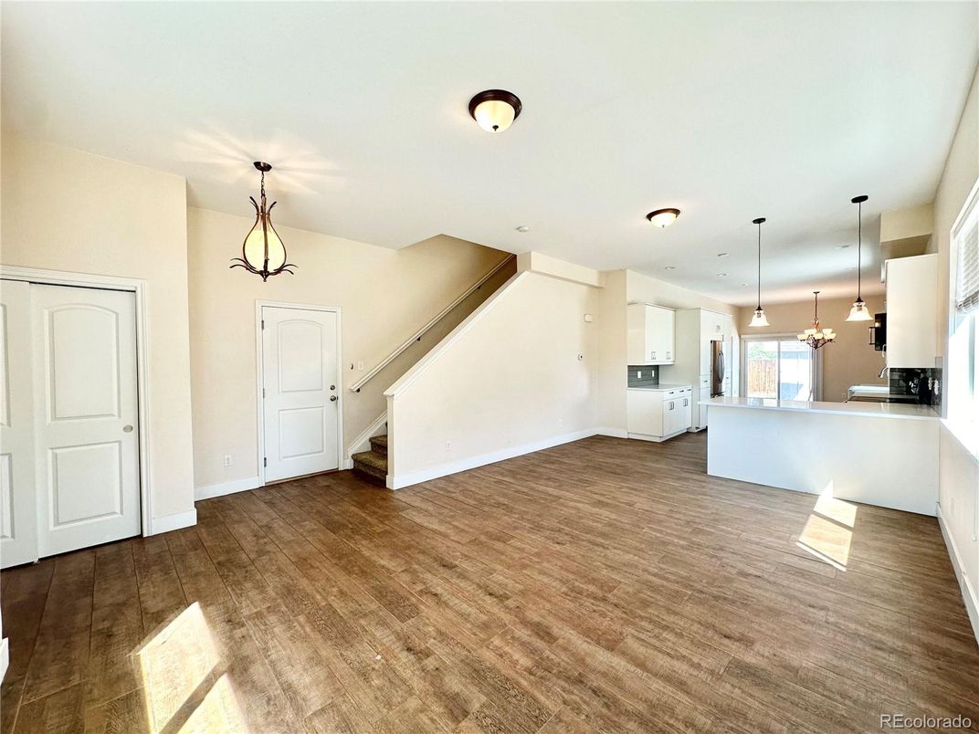 Empty room, Interior, Kitchen, Pendant Lights, Wood Texture Flooring