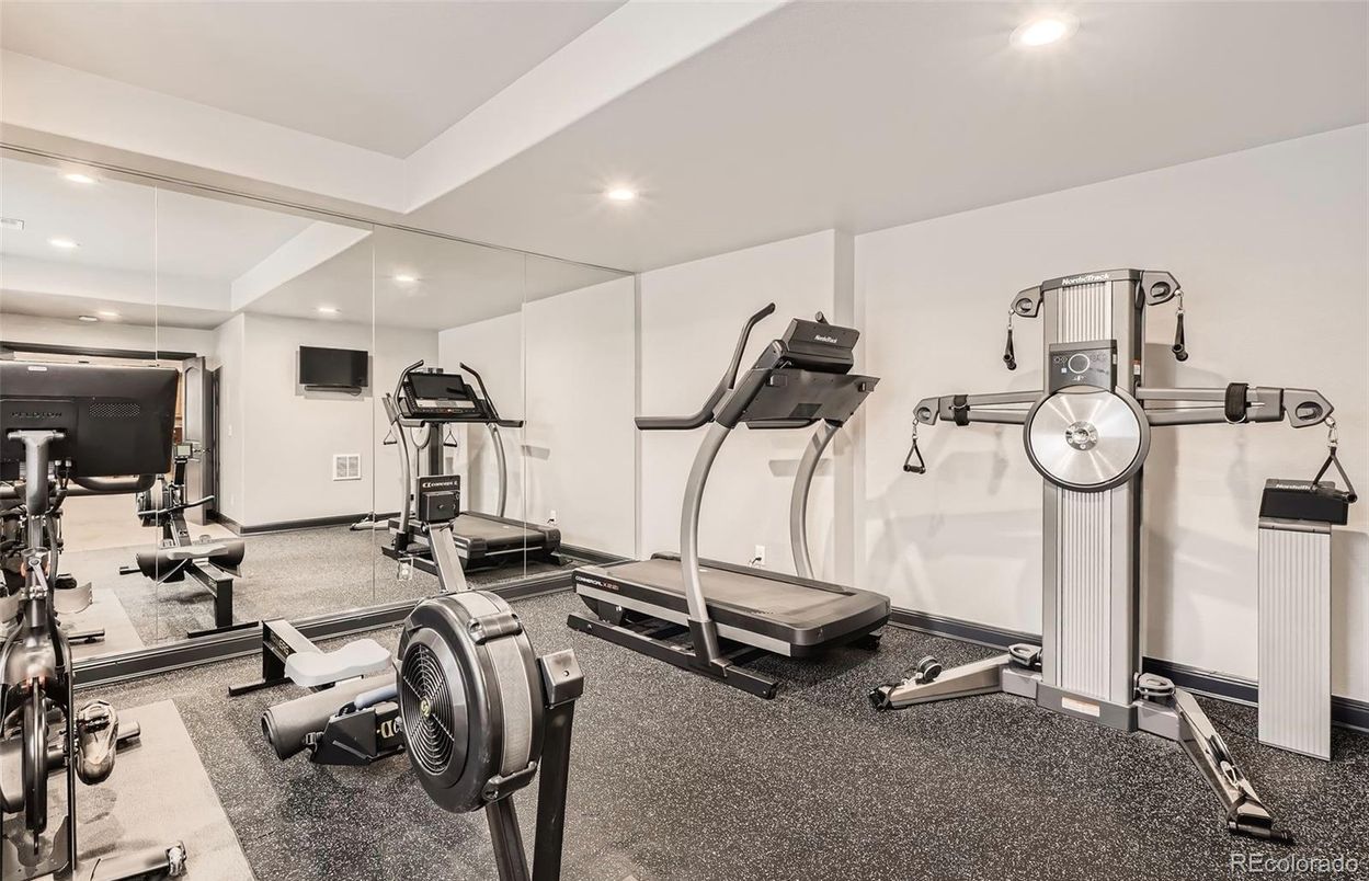 Fitness Equipment, Interior, Recessed Lighting