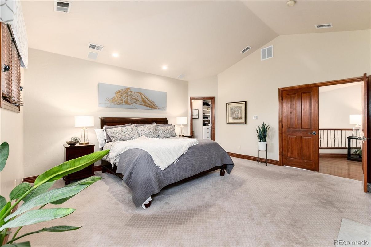Bedroom, Interior, Recessed Lighting