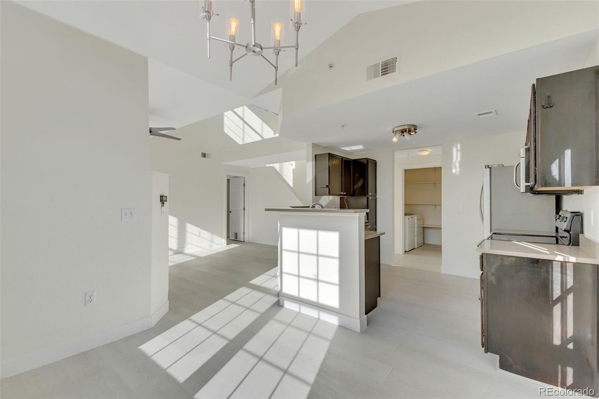 Chandelier, Interior, Wood Texture Flooring