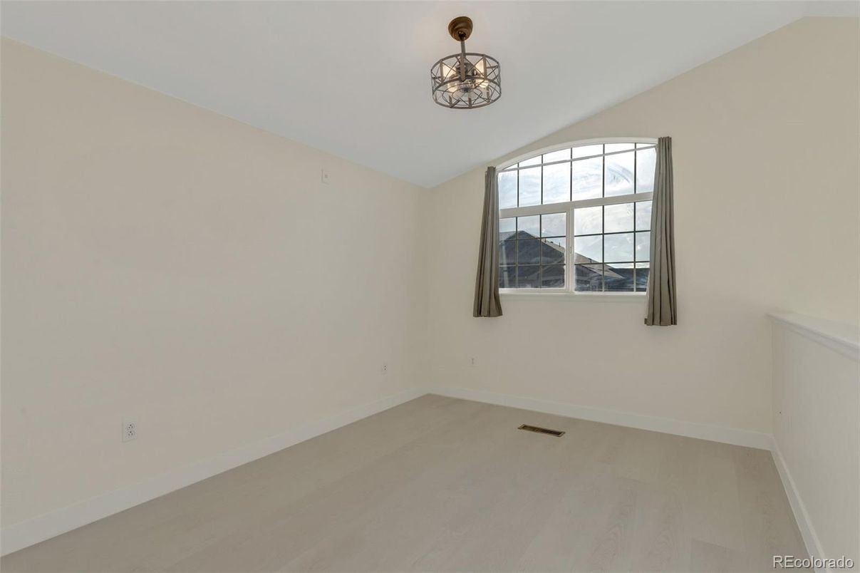 Chandelier, Empty room, Interior