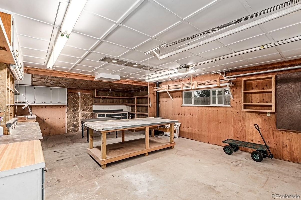 Interior, Wooden Walls