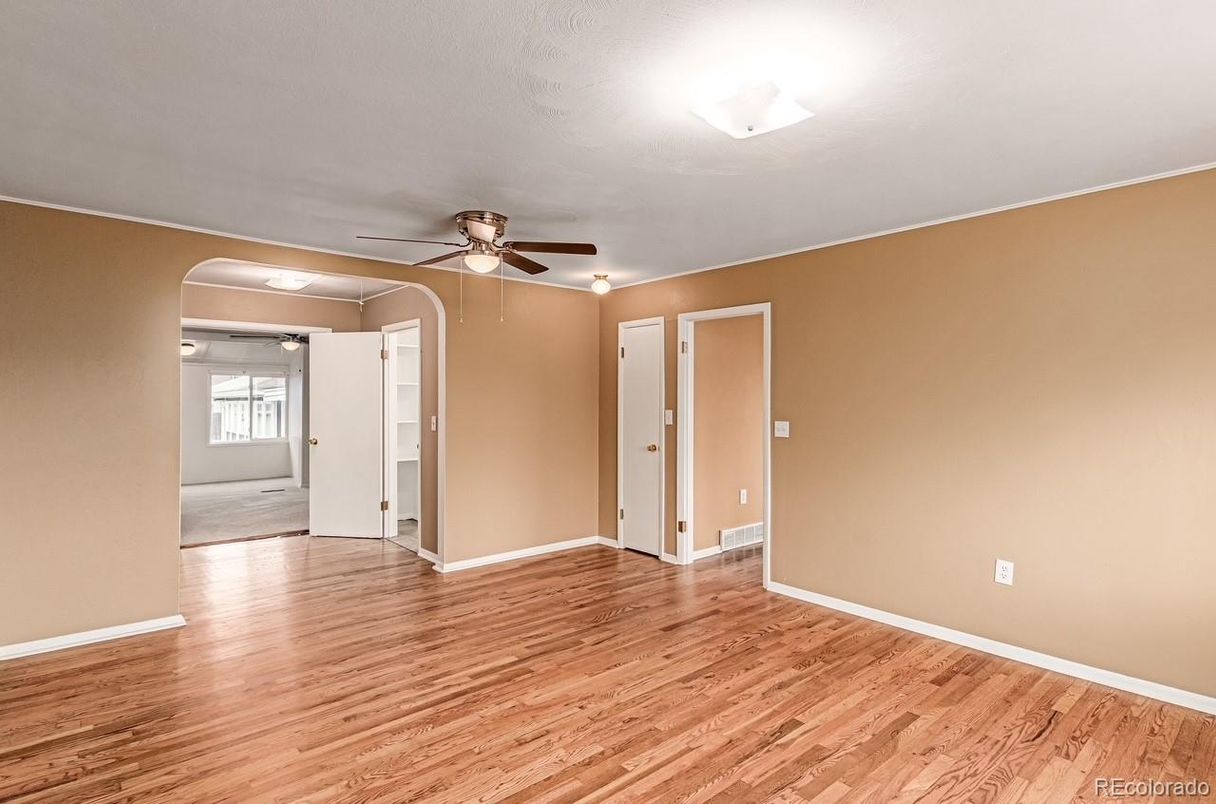 Empty room, Interior, Wood Texture Flooring