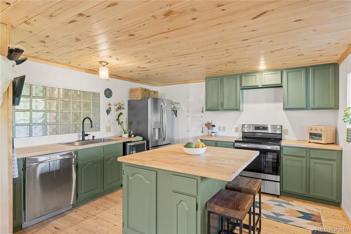 Interior, Kitchen, Recessed Lighting, Stainless Steel Appliances, Wooden Ceilings, Wood Texture Flooring