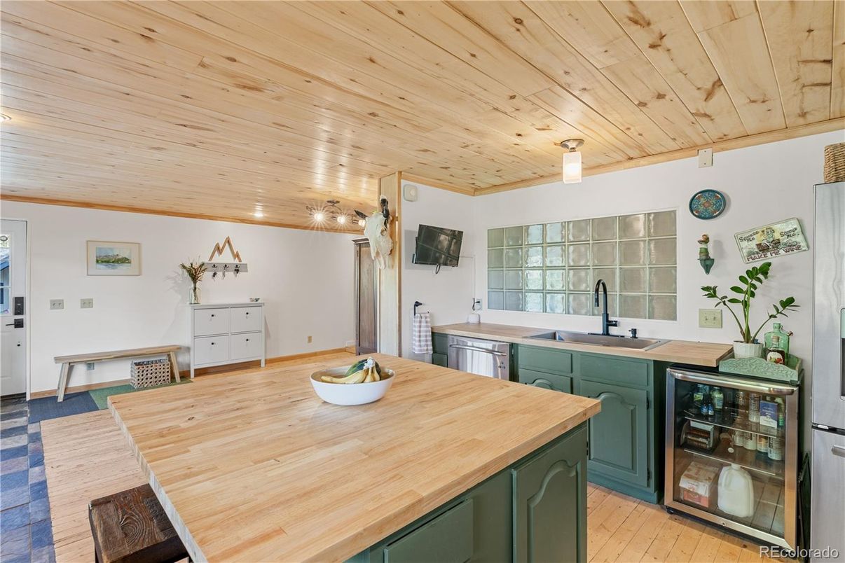 Interior, Kitchen, Recessed Lighting, Wooden Ceilings, Wood Texture Flooring