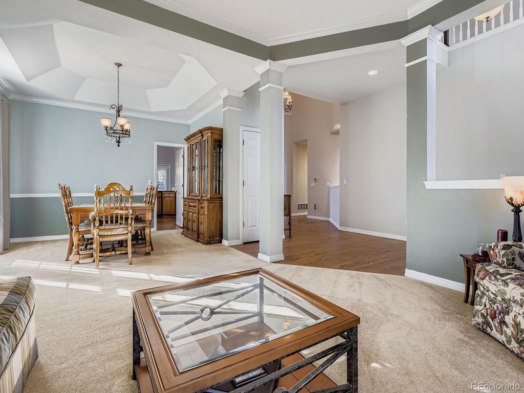 Chandelier, Dining room, Interior, Recessed Lighting, Wood Texture Flooring