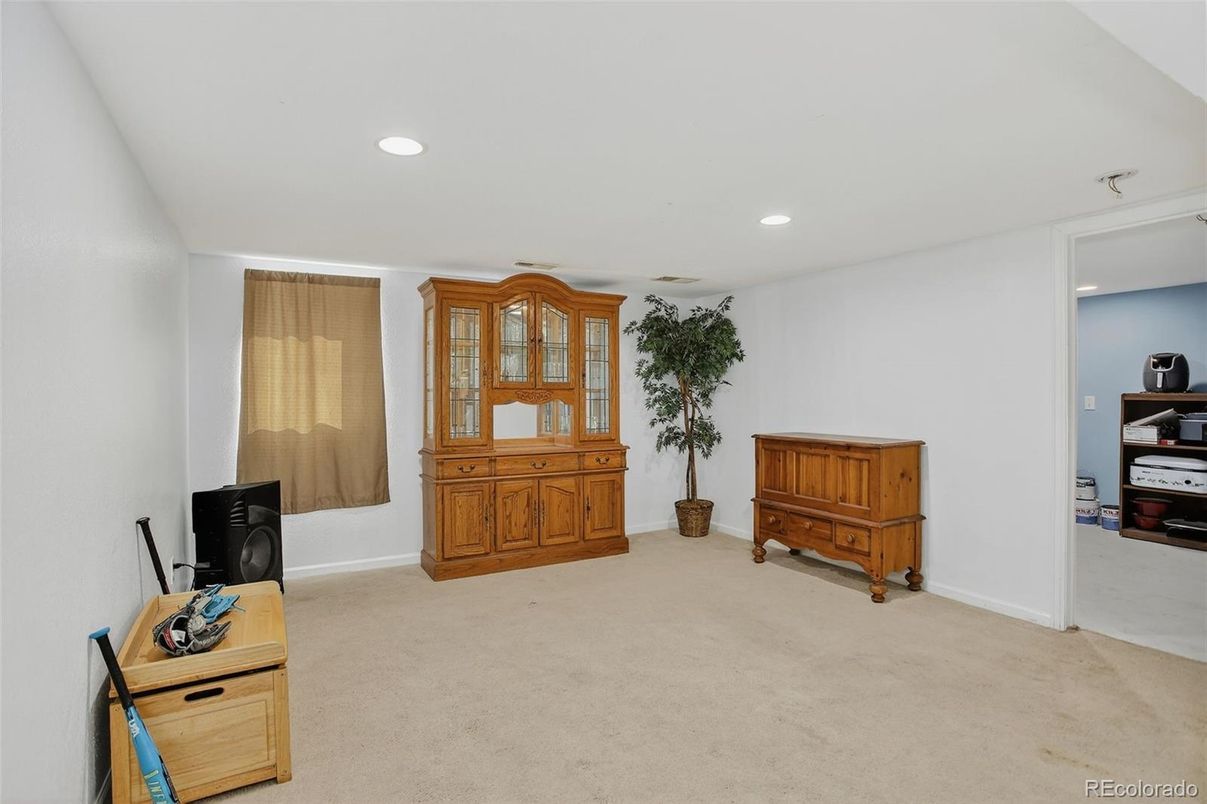 Interior, Recessed Lighting