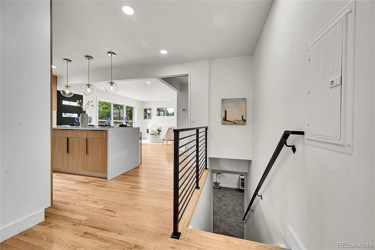 Interior, Pendant Lights, Recessed Lighting, Wood Texture Flooring
