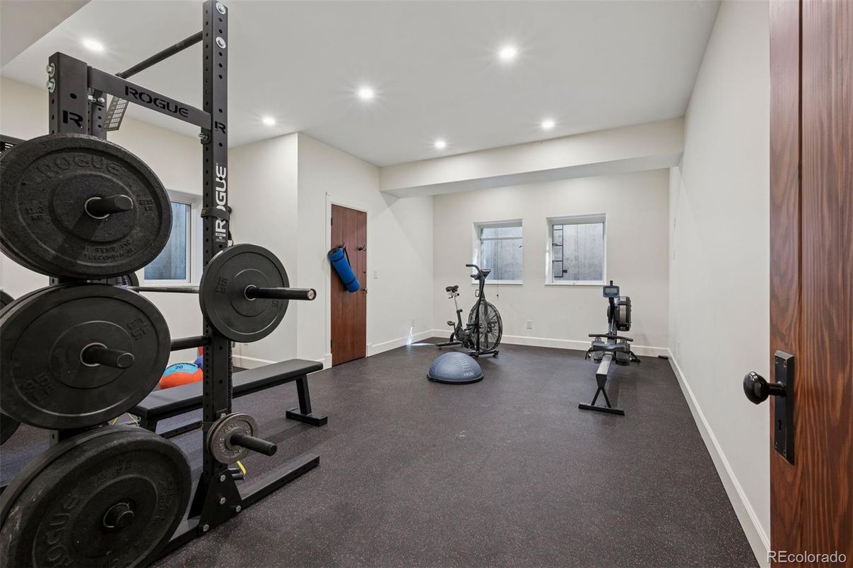 Fitness Equipment, Interior, Recessed Lighting