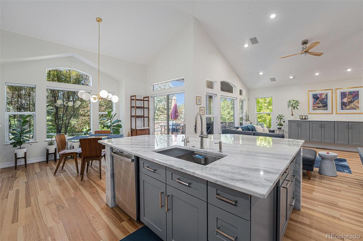 Dining room, Interior, Kitchen, Pendant Lights, Recessed Lighting, Wood Texture Flooring