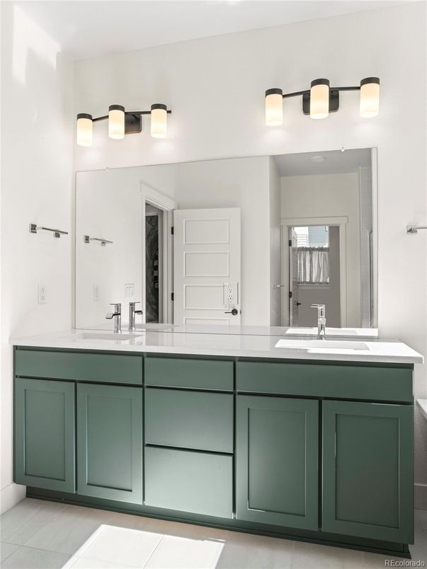 Bathroom, Dual Sink Vanities, Interior