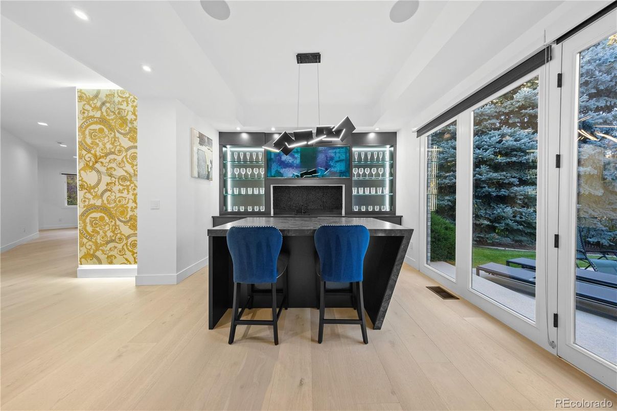 Interior, Pendant Lights, Recessed Lighting, Wood Texture Flooring