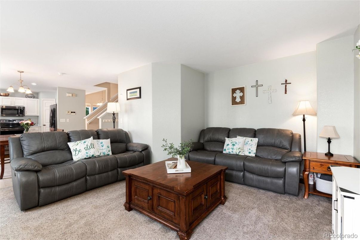 Interior, Kitchen, Living room, Pendant Lights, Stainless Steel Appliances