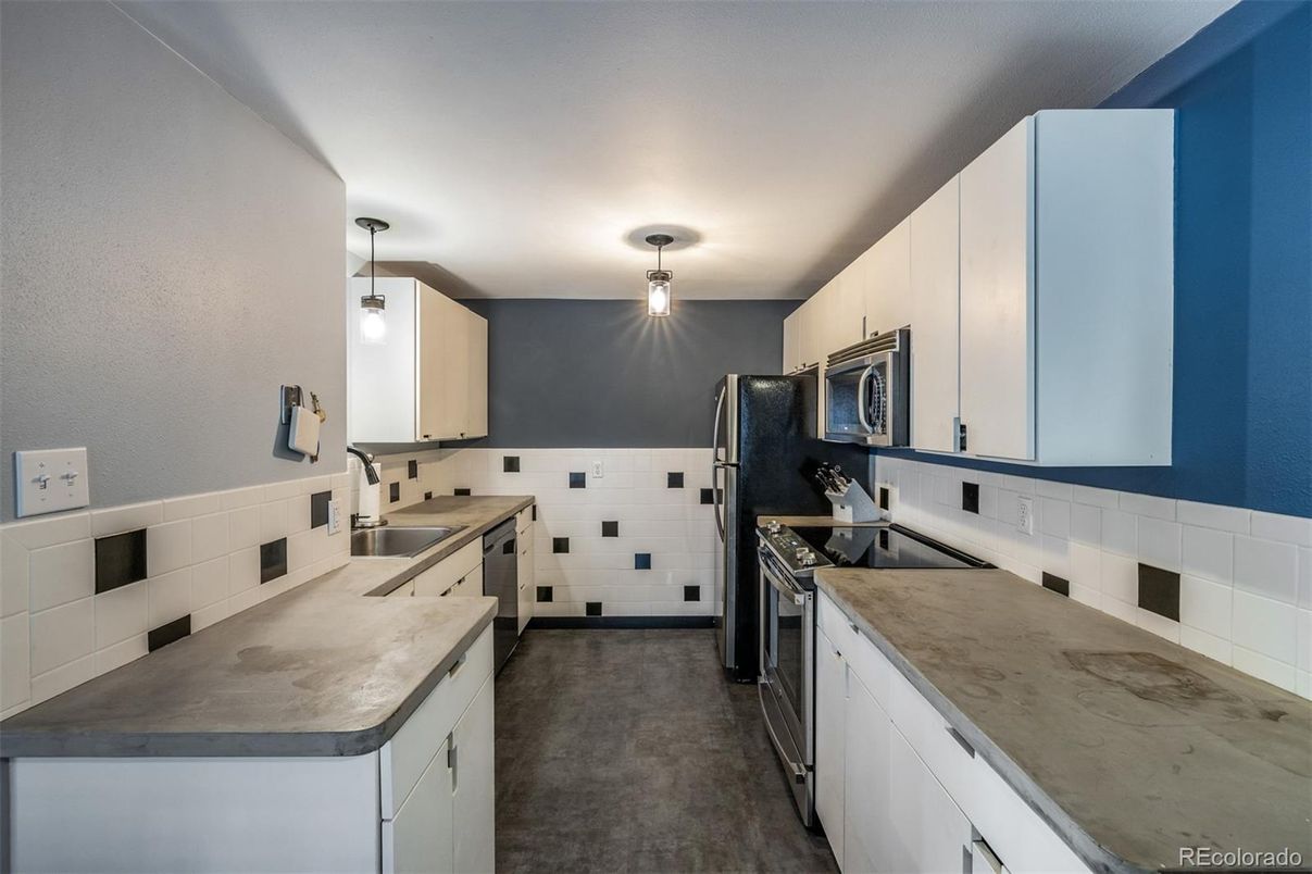 Interior, Kitchen, Pendant Lights