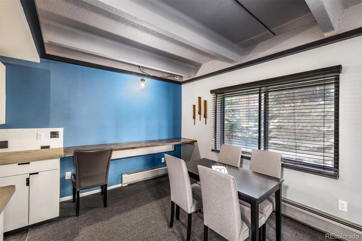 Dining room, Interior