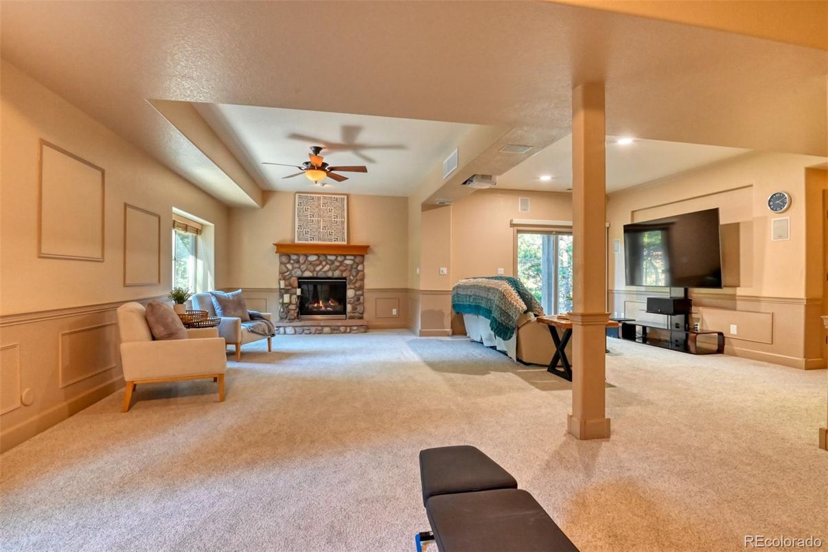 Fireplace, Interior, Living room, Recessed Lighting