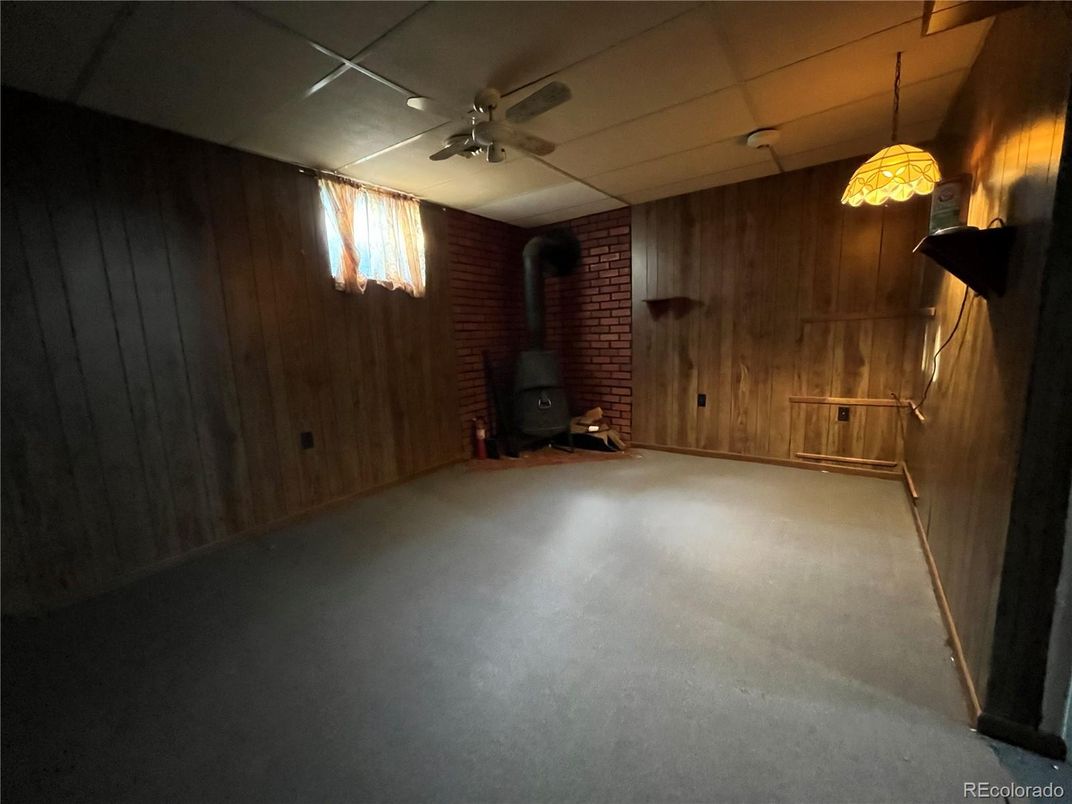Empty room, Interior, Wooden Walls