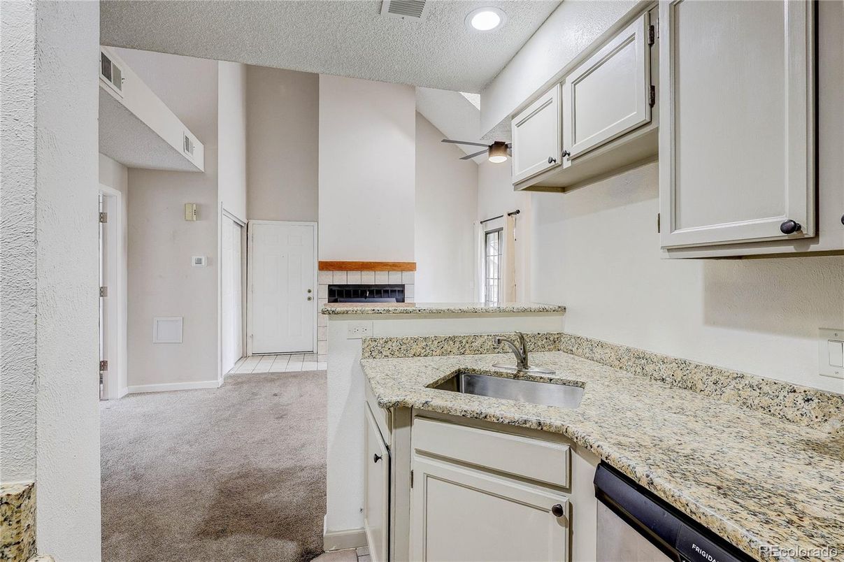 Interior, Kitchen, Recessed Lighting