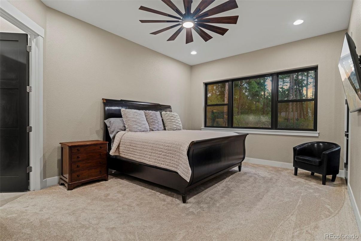 Bedroom, Interior, Recessed Lighting