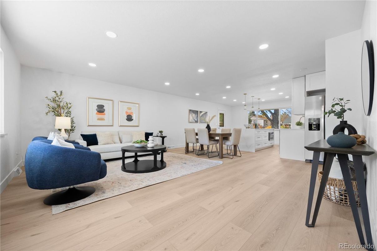 Dining room, Interior, Kitchen, Living room, Pendant Lights, Recessed Lighting, Wood Texture Flooring