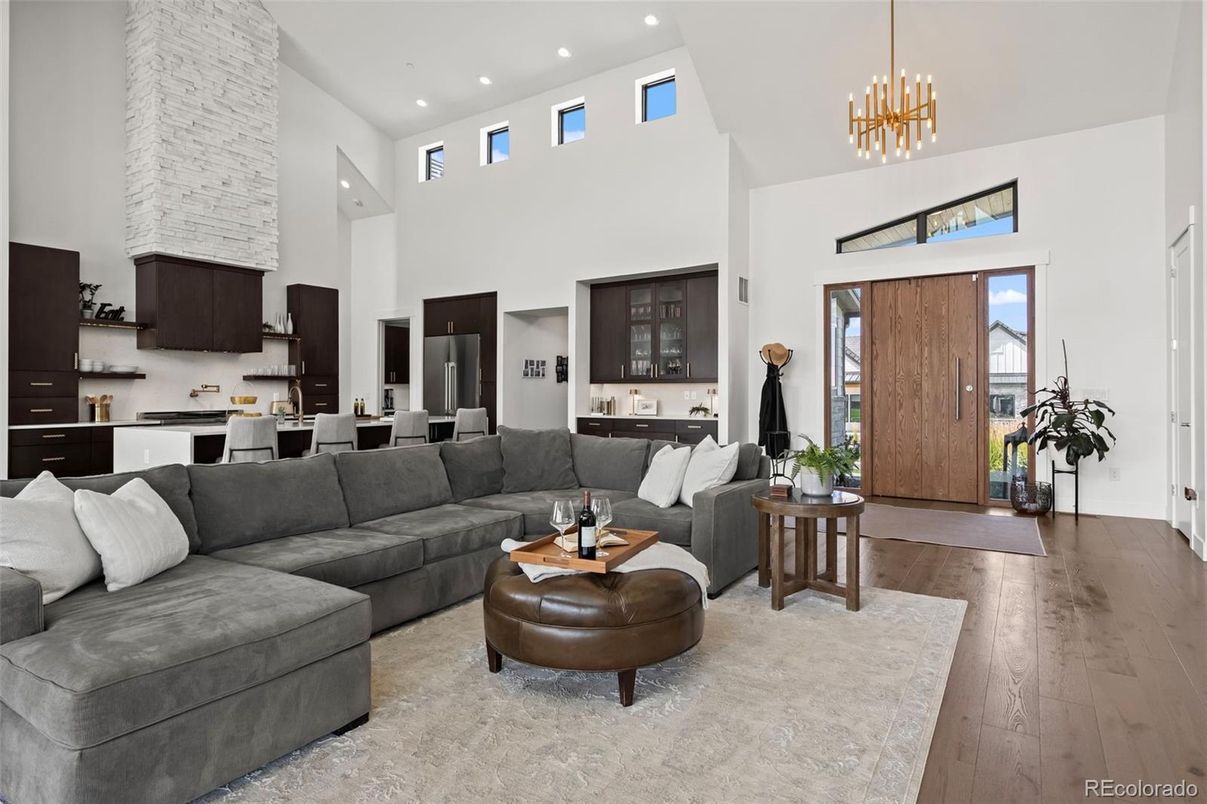 Interior, Kitchen, Living room, Pendant Lights, Recessed Lighting, Wood Texture Flooring