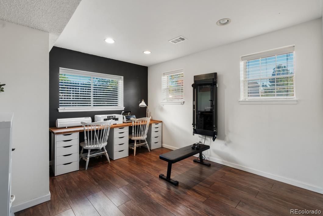 Home Office, Interior, Recessed Lighting, Wood Texture Flooring