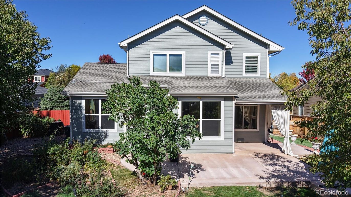 Exterior, Facade, Queen Anne Victorian
