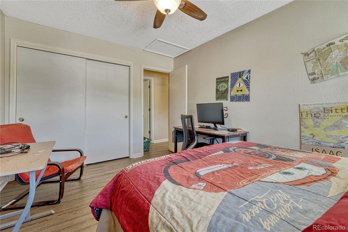 Bedroom, Home Office, Interior, Wood Texture Flooring