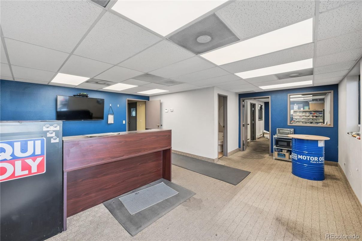 Interior, Recessed Lighting