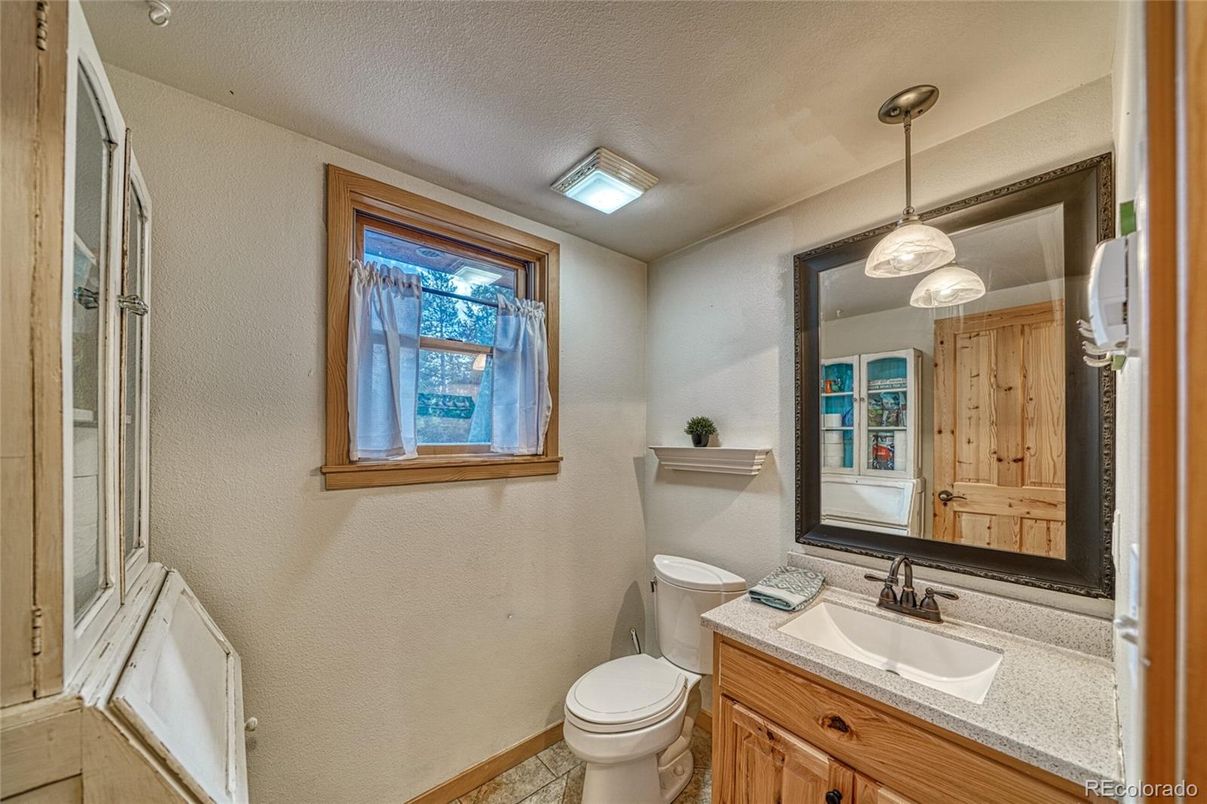Bathroom, Interior, Pendant Lights