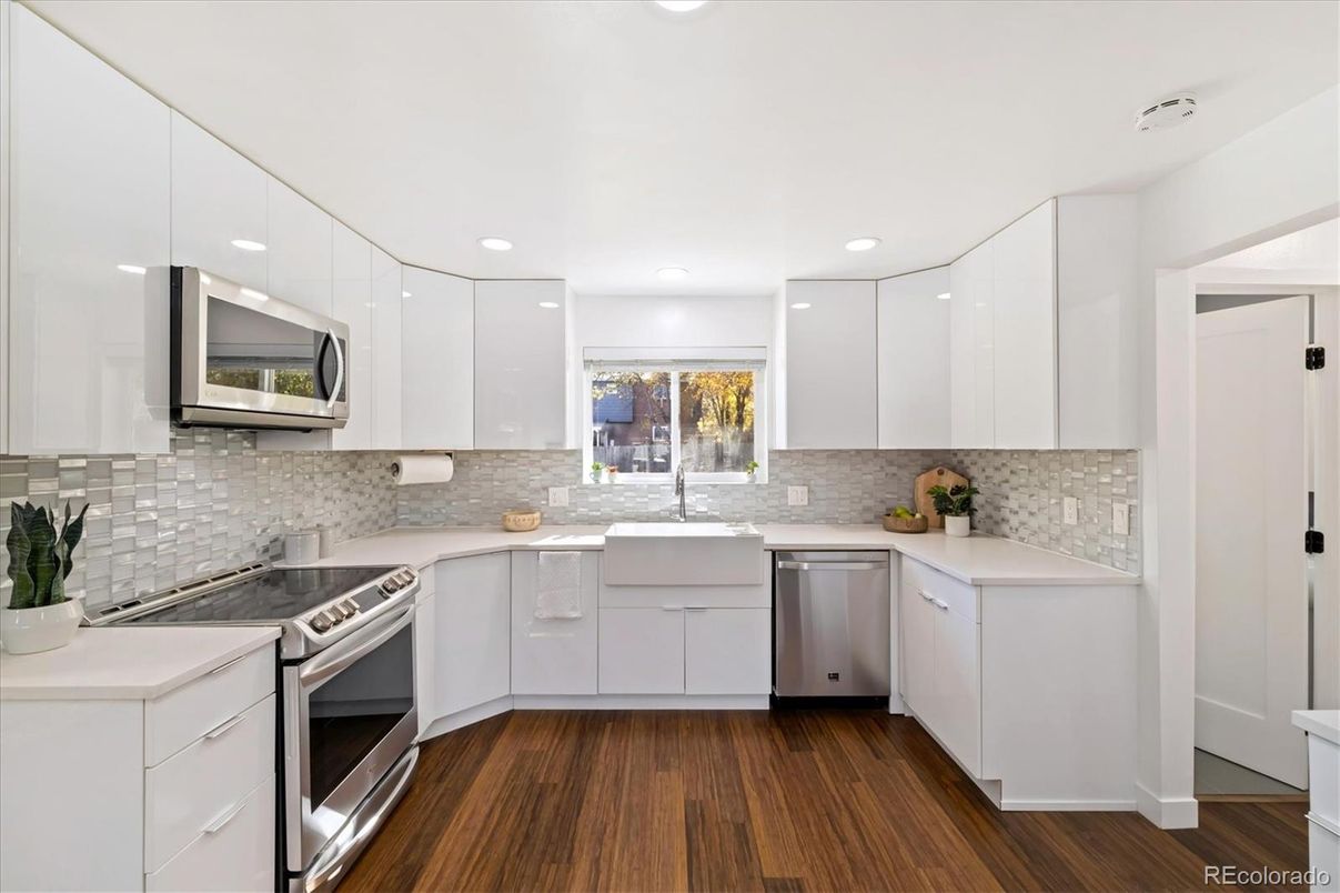 Interior, Kitchen, Recessed Lighting, Stainless Steel Appliances, Wood Texture Flooring