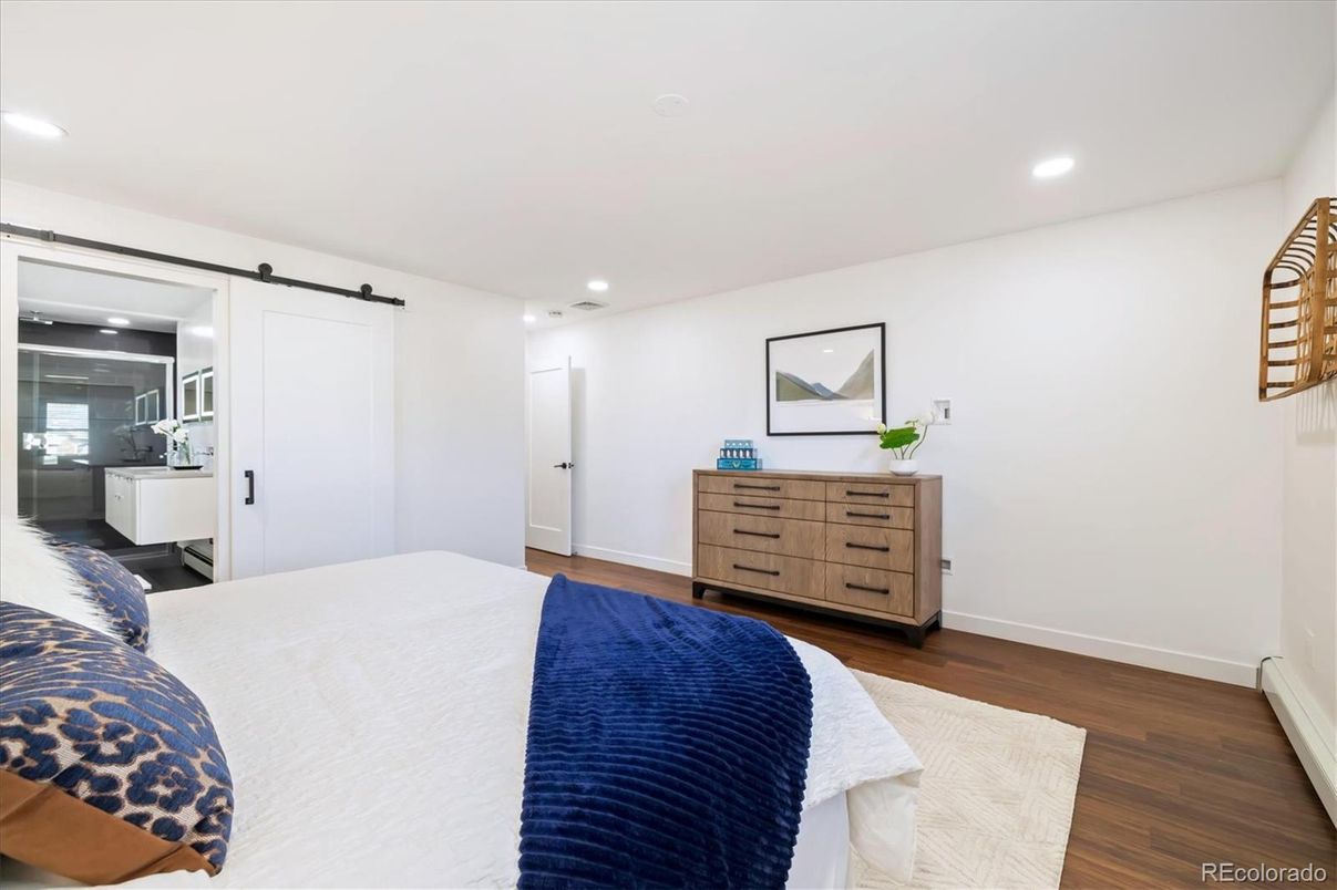 Bedroom, Interior, Recessed Lighting, Wood Texture Flooring