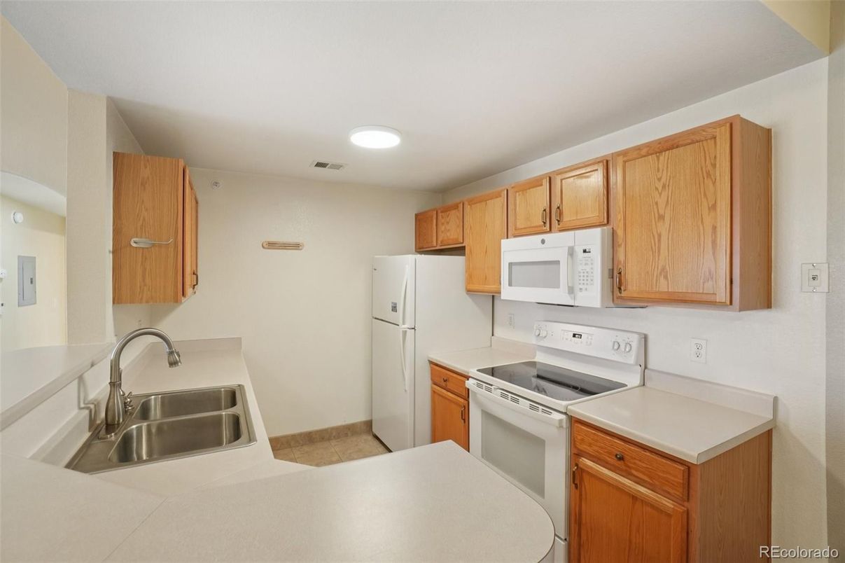 Interior, Kitchen, Recessed Lighting
