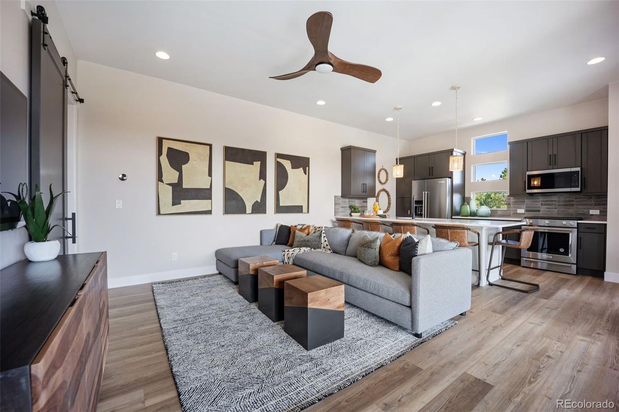 Interior, Kitchen, Living room, Pendant Lights, Recessed Lighting, Stainless Steel Appliances, Wood Texture Flooring