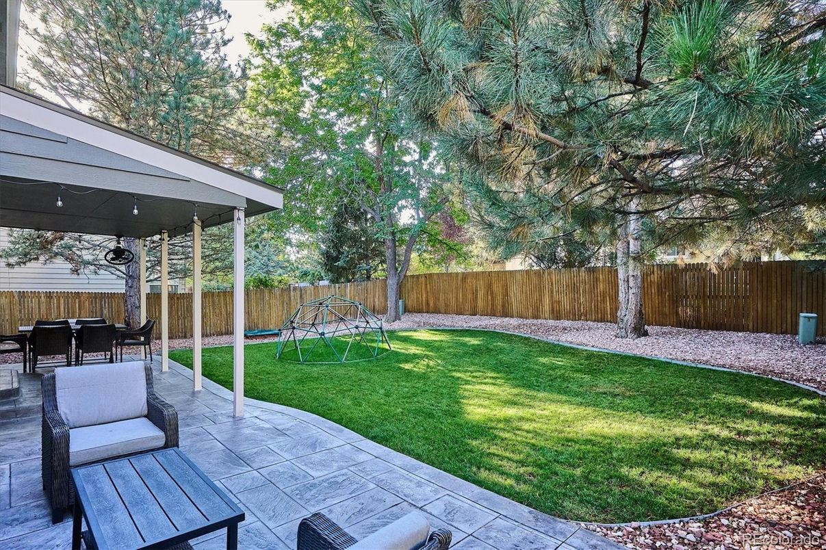 Backyard, Exterior, Playground