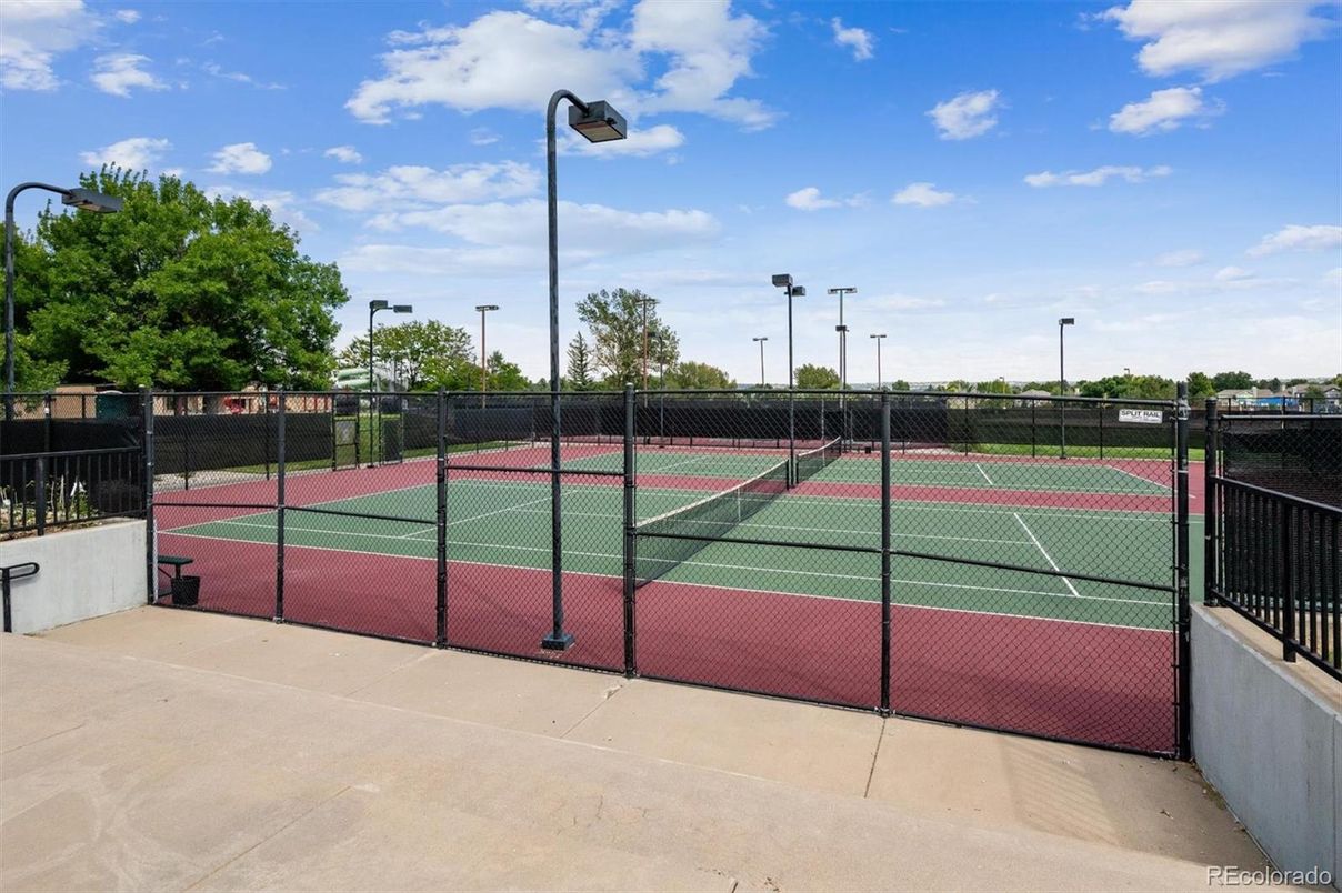 Exterior, Tennis Courts